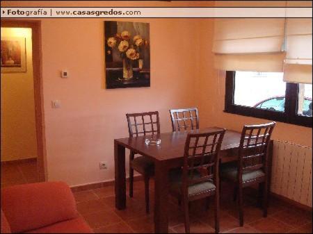 Casa Rural Blascosancho photo 2