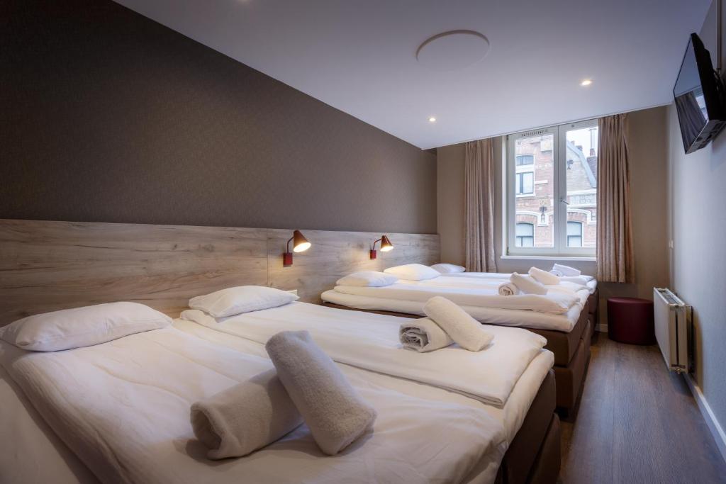 Четырехместный (Семейный номер (для 4 взрослых)), Amsterdam Downtown Hotel
