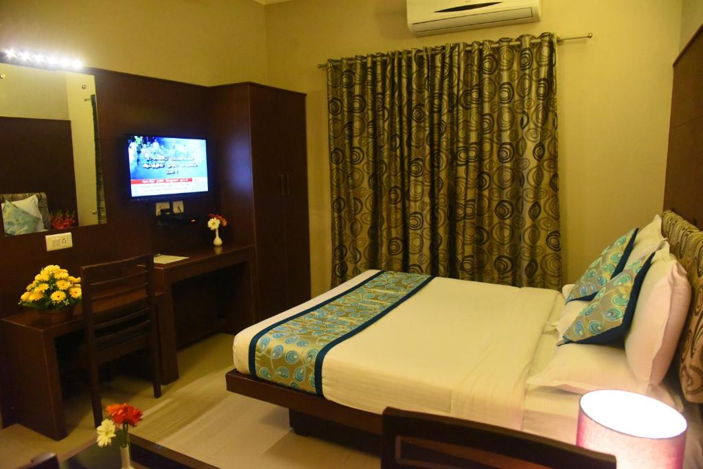 Двухместный (Двухместный номер Делюкс с 1 кроватью), Greens Gate Chennai