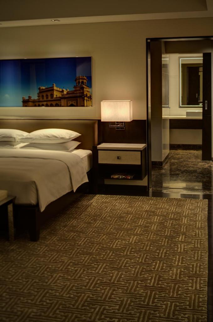 Двухместный (Park King Room - 20% Discount on Food & Beverages), Park Hyatt Hyderabad