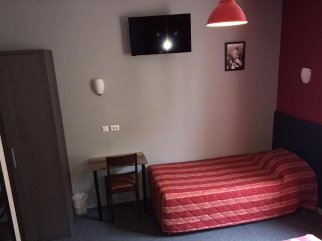 Трехместный (Стандартный трехместный номер), Hotel Les Arcades