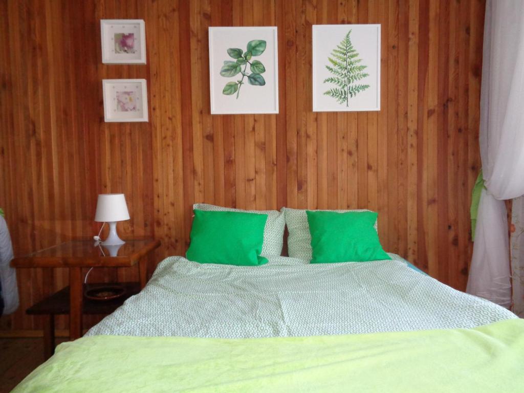 Uroczy Domek Z Ogrodem I Tarasem photo 3