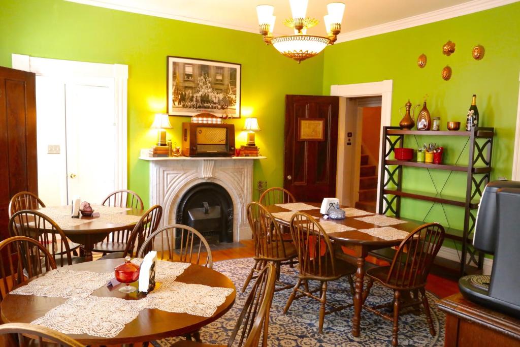 Stepping Stone Inn photo 2