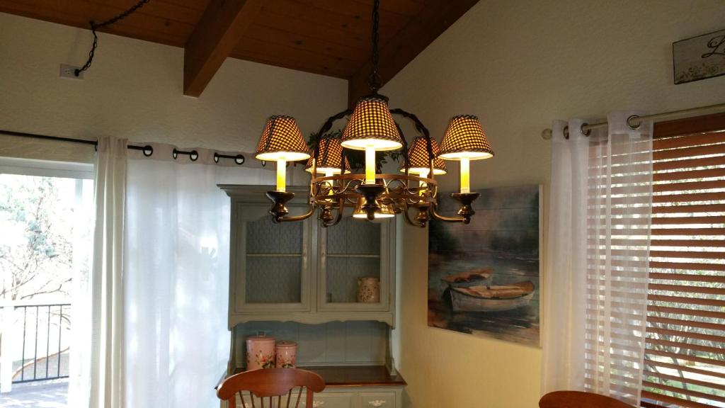 Lovely Mountain Lake Chalet by Yosemite: Equipped! photo 1