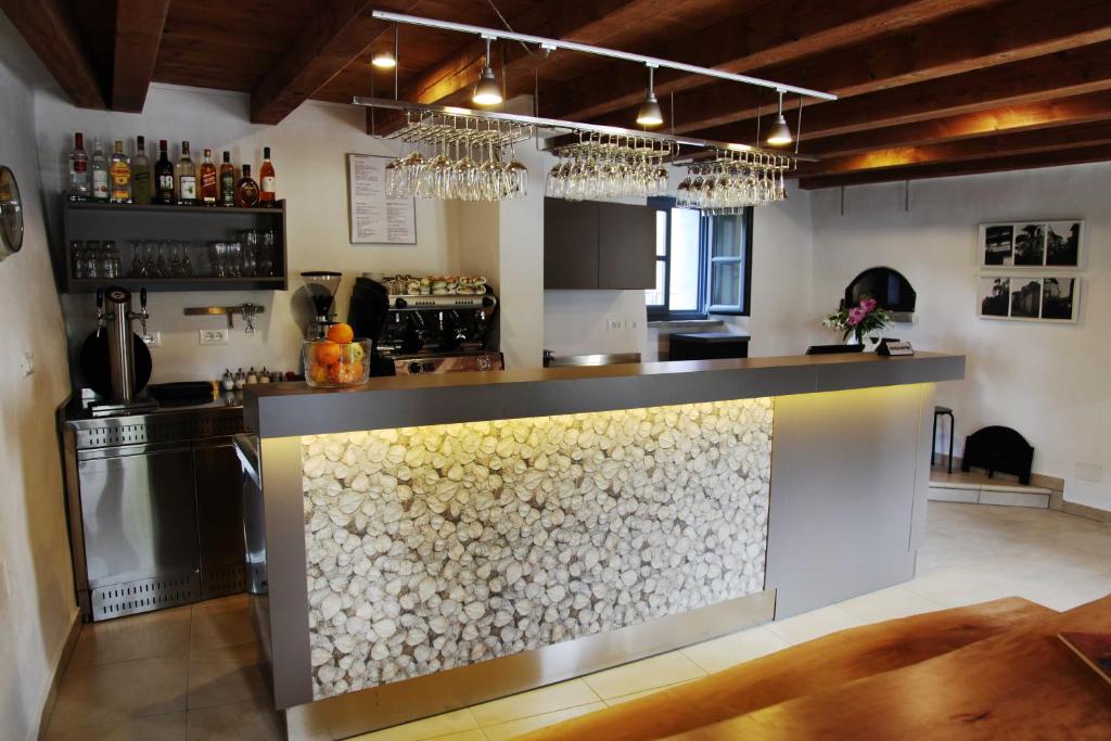 Dvor Apartments and Rooms photo 4