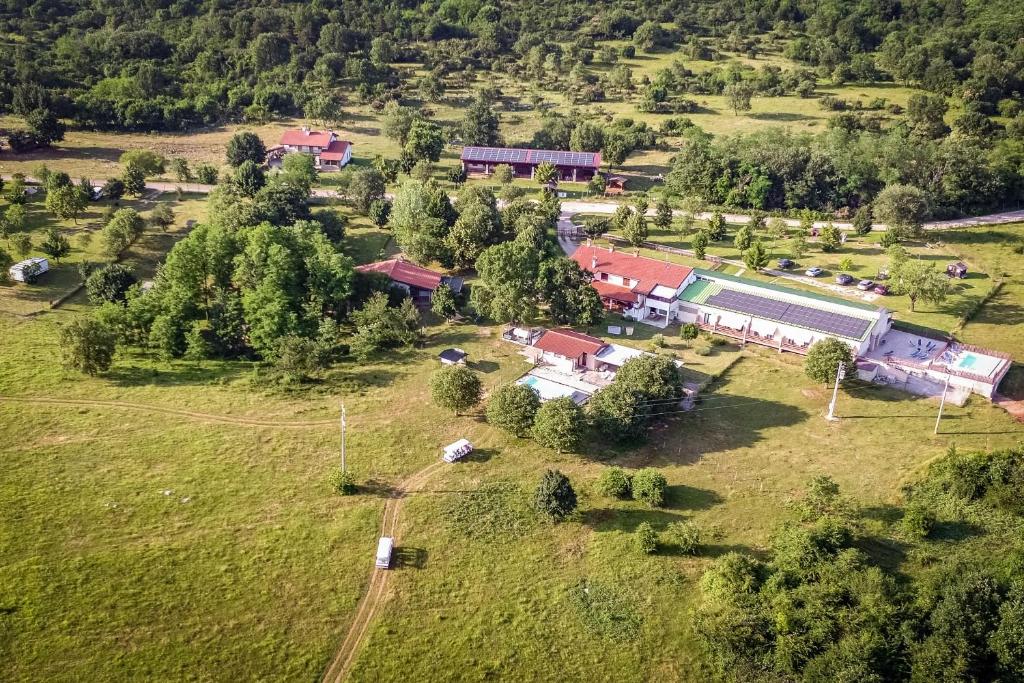bio-agriturismo Parco Rurale "Alture di Polazzo" photo 1