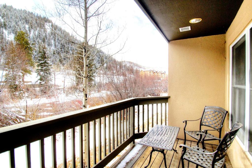 Canyon Run Townhouse F102 photo 4