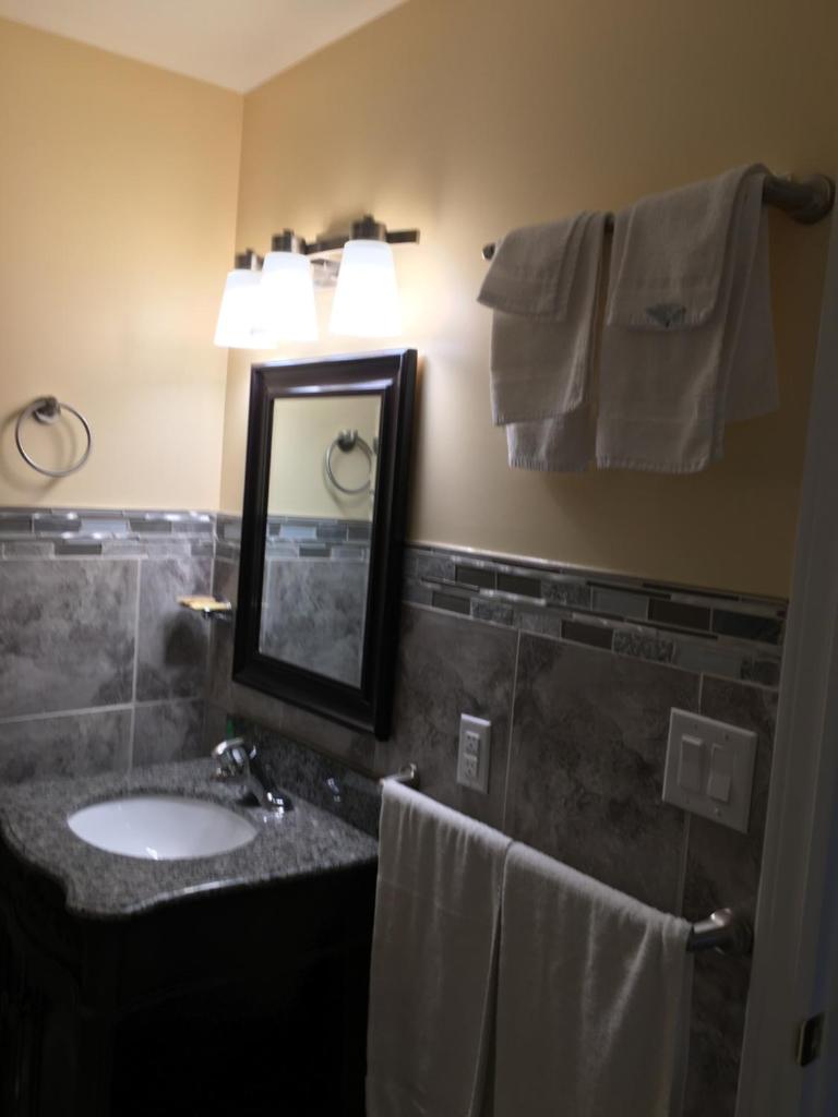 Sunparlor Motel photo 2
