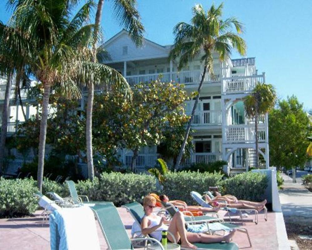 Coconut Beach Resort photo 4