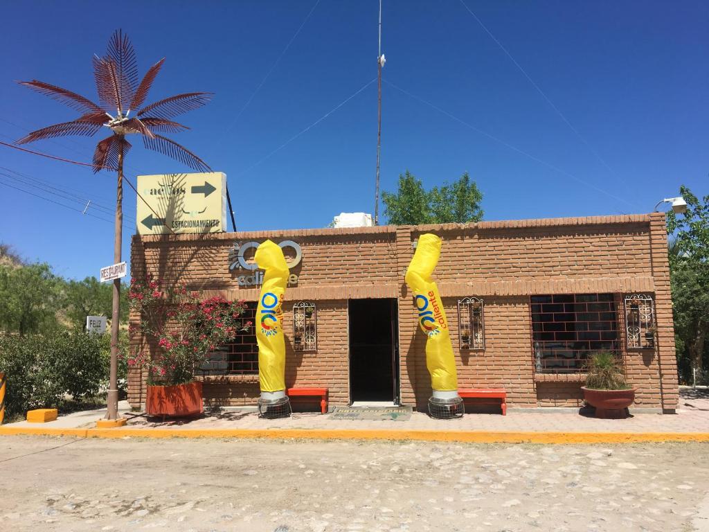 Hotel y Balneario Ojo Caliente photo 3