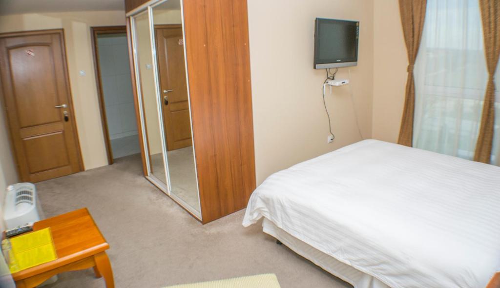 Hotel Feni photo 3