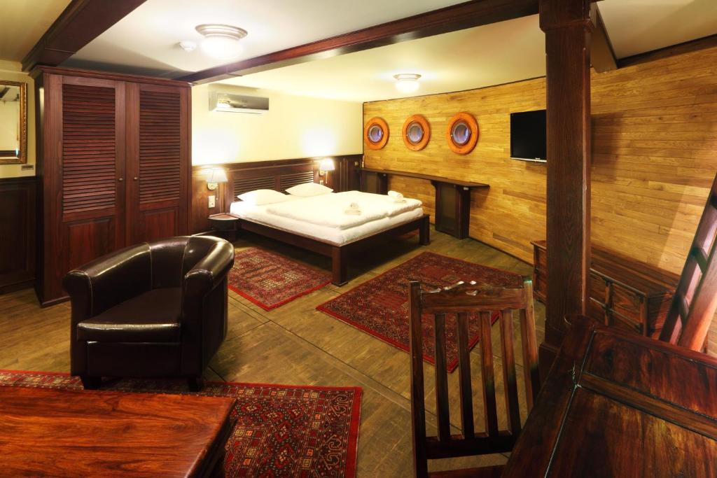 Сьюит (Полулюкс), Boat Hotel Matylda