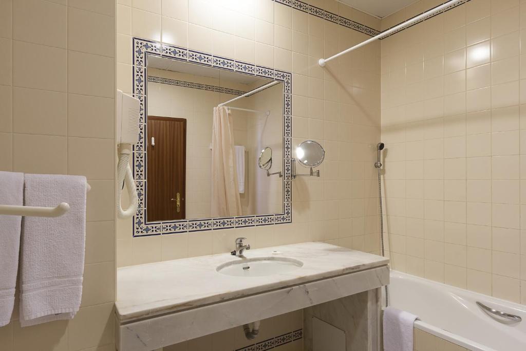 Апартаменты (Апартаменты-студио с балконом или террасой), Apartamentos Do Parque