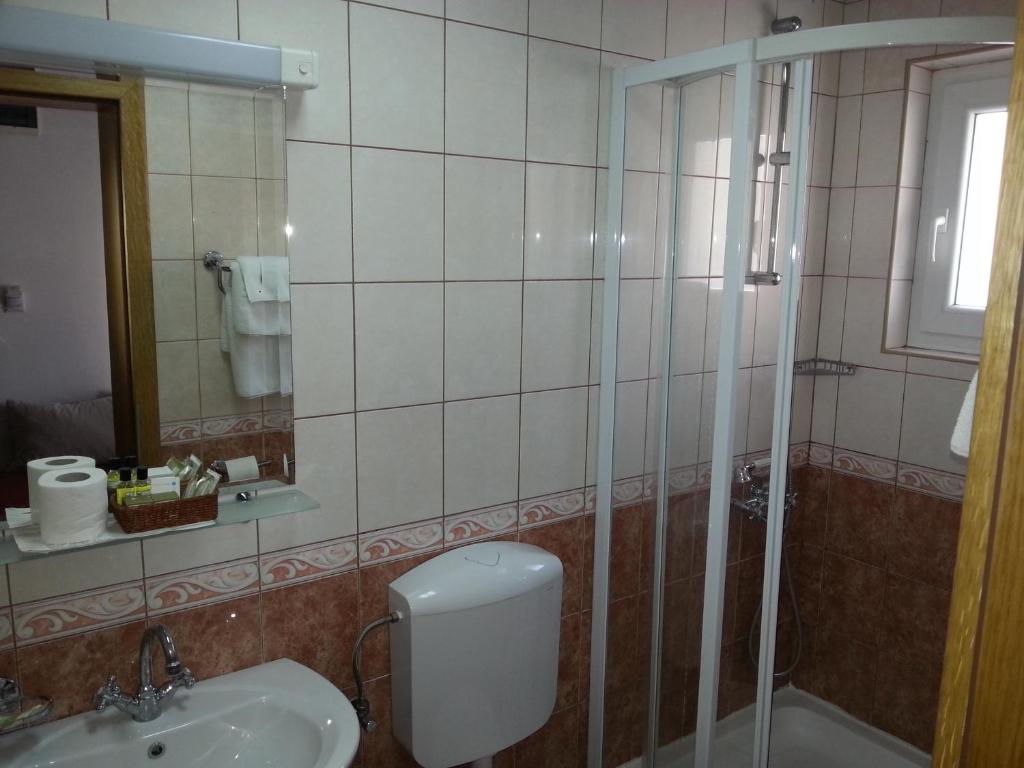 Трехместный (Трехместный номер), Garni Hotel Fineso