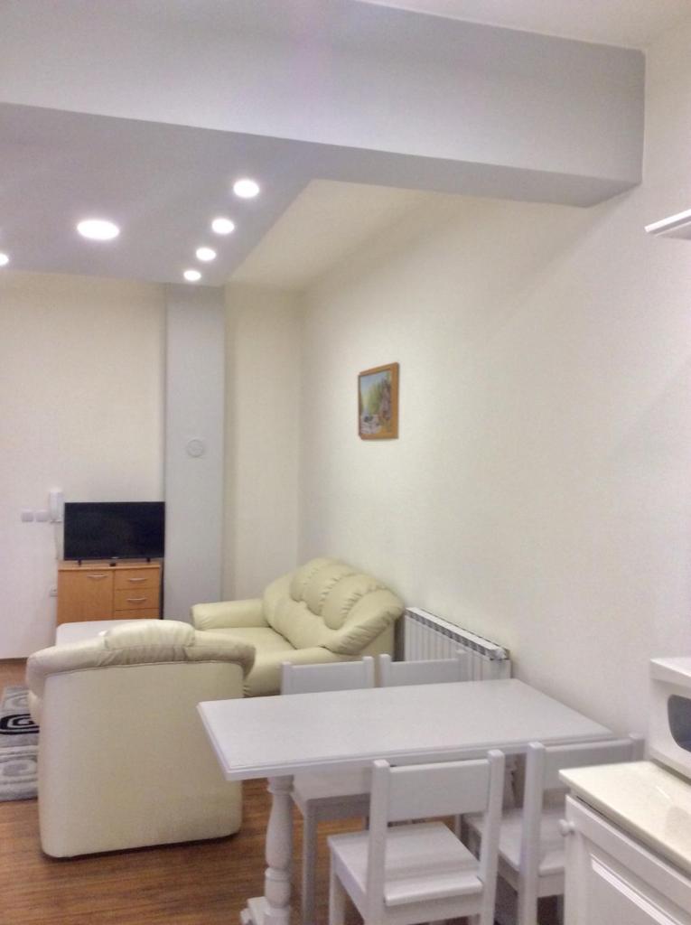 Apartman br 4 photo 4