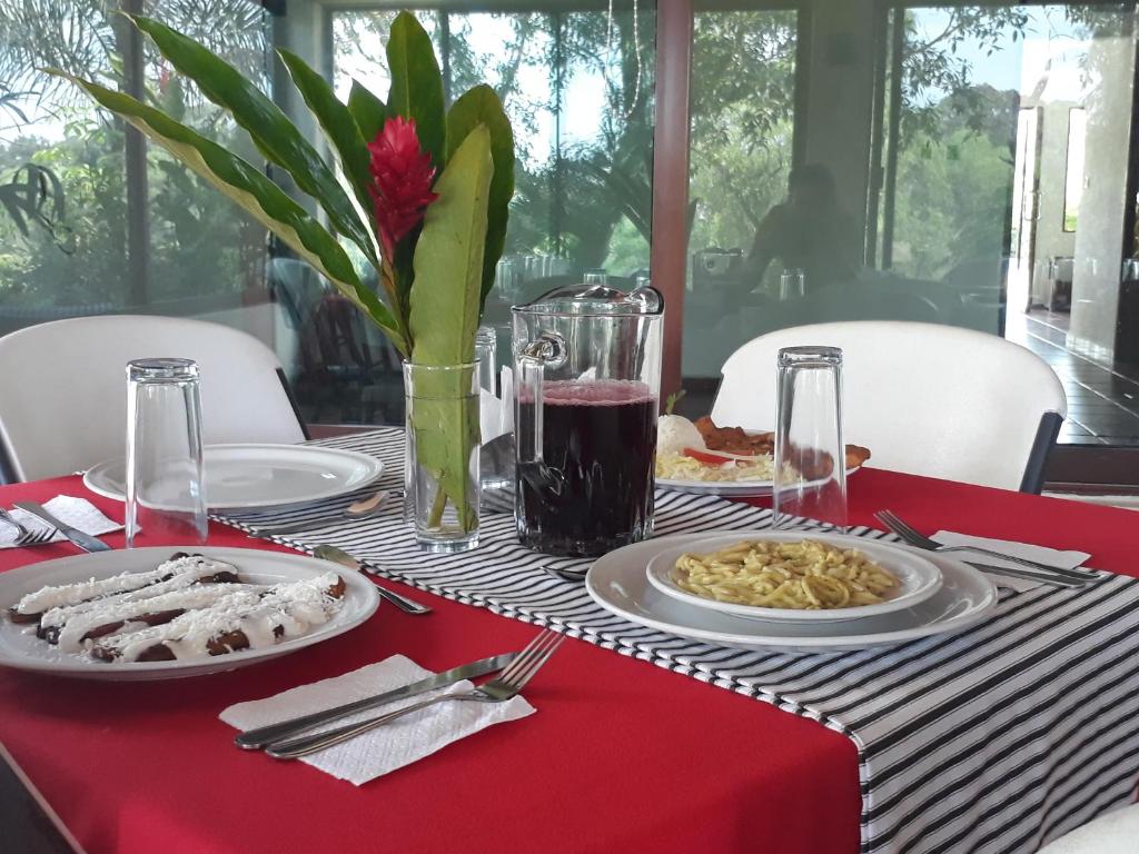 Villa Blanca Suites photo 4