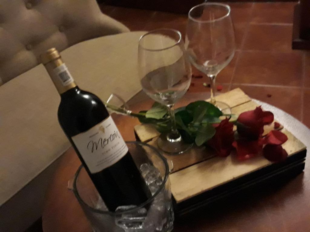 Villa Blanca Suites photo 2