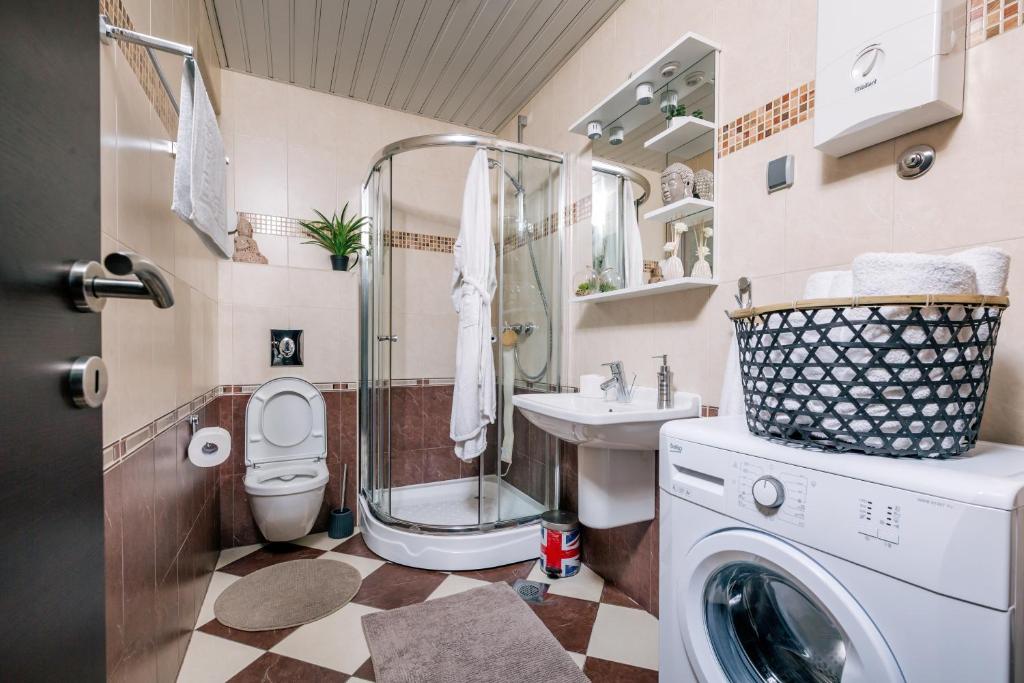 Апартаменты (Апартаменты с видом на море), Apartments Danigo