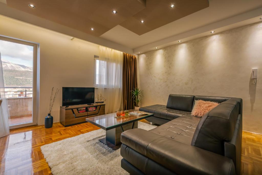 Апартаменты (Апартаменты с видом на море), Apartments Danigo