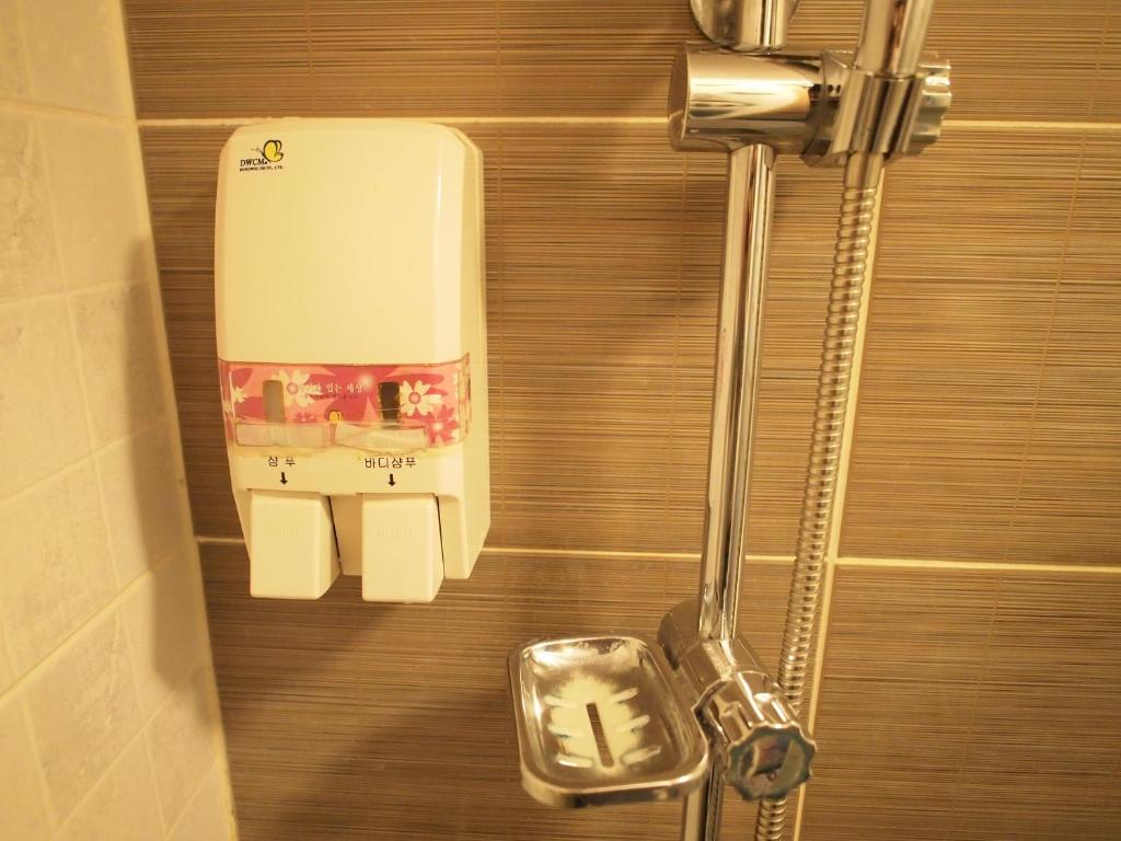 Одноместный (Одноместный номер с собственной ванной комнатой), Hostel J Stay