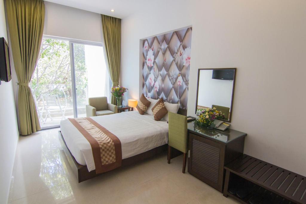 Двухместный (Двухместный номер с 1 кроватью и балконом), Duy Anh Hotel