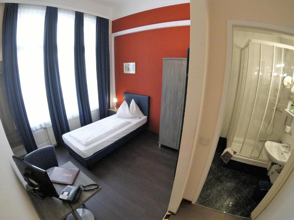 Одноместный (Стандартный одноместный номер), Hotel Pension Excellence