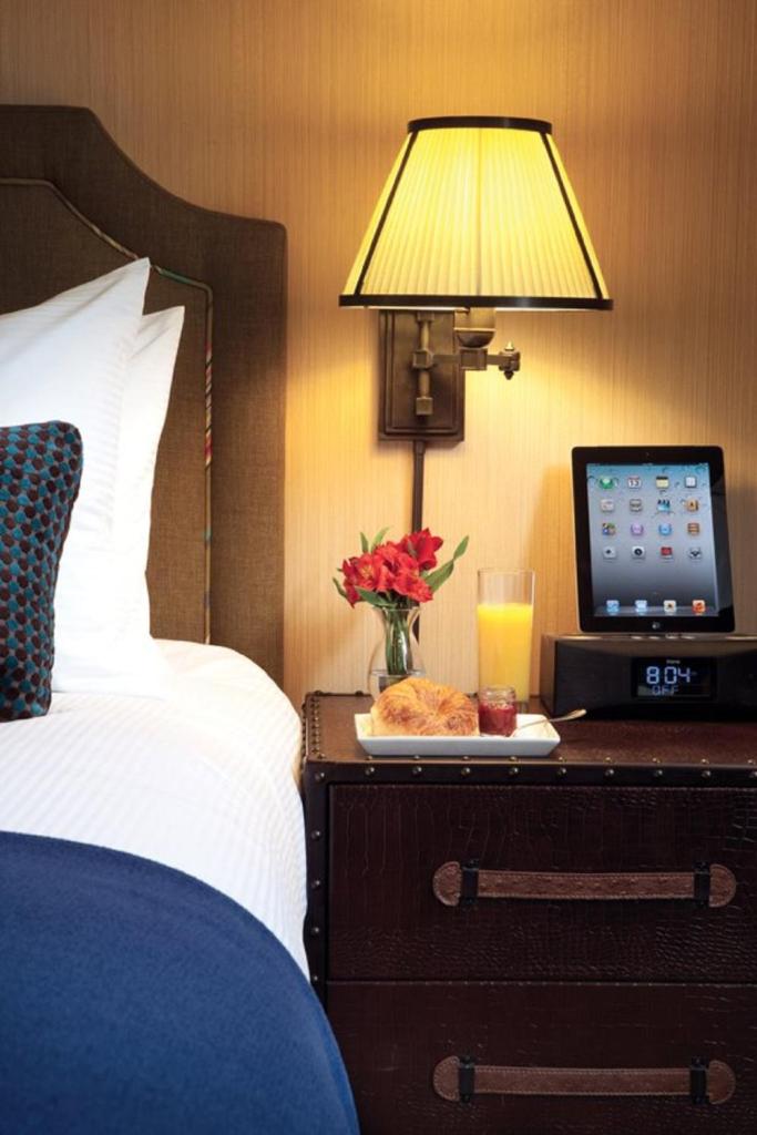 Двухместный (Номер с кроватью размера «queen-size» - Подходит для гостей с ограниченными физическими возможностями), Hotel Lincoln, part of JdV by Hyatt