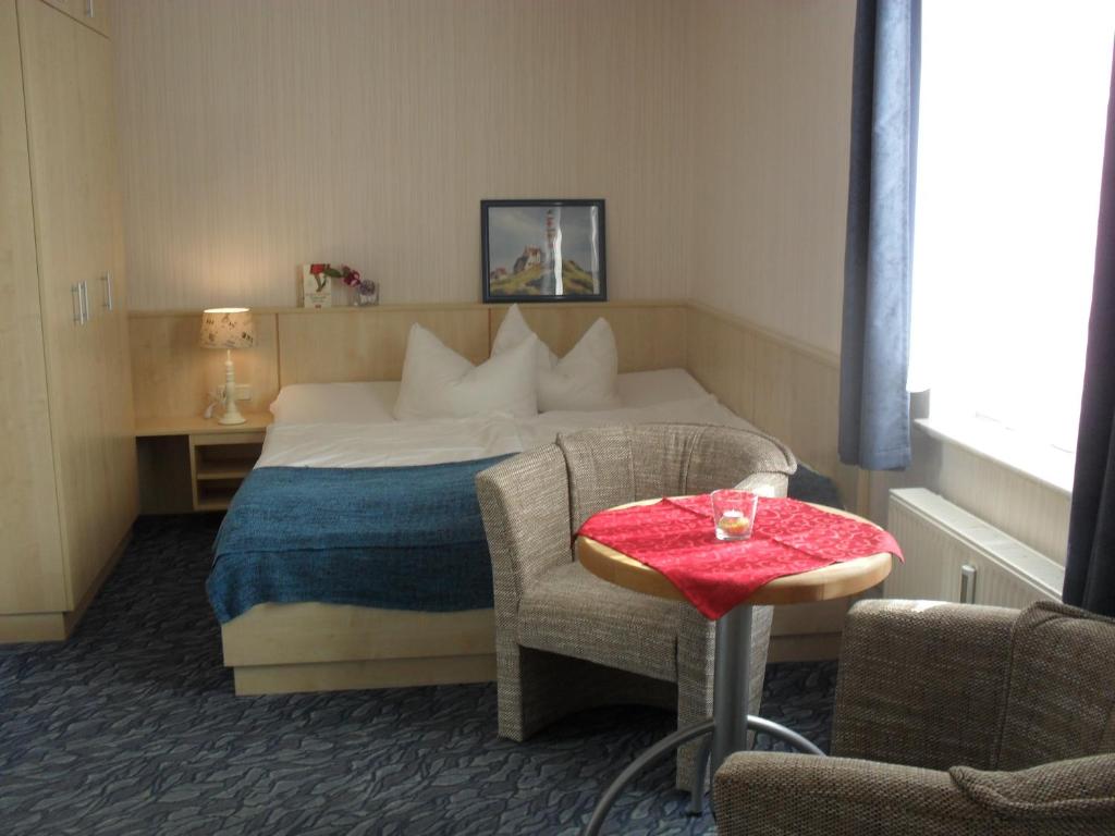 Hotel-Pension Zur Mole photo 2