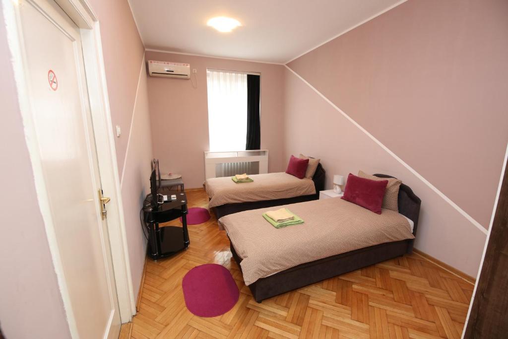 Двухместный (Двухместный номер с 2 отдельными кроватями), Hostel Fine