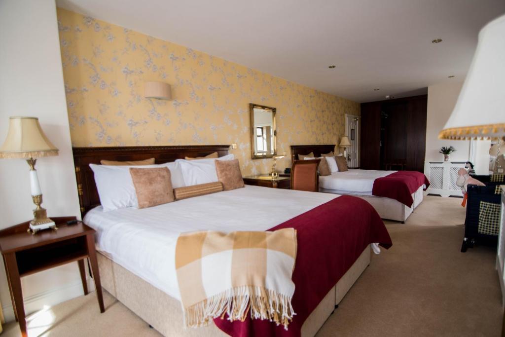 Hazelwood Lodge photo 1