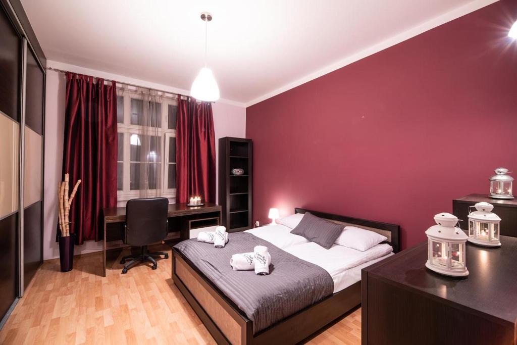 Апартаменты (Апартаменты с балконом - Krowoderska, 6), Cracow Rent Apartments