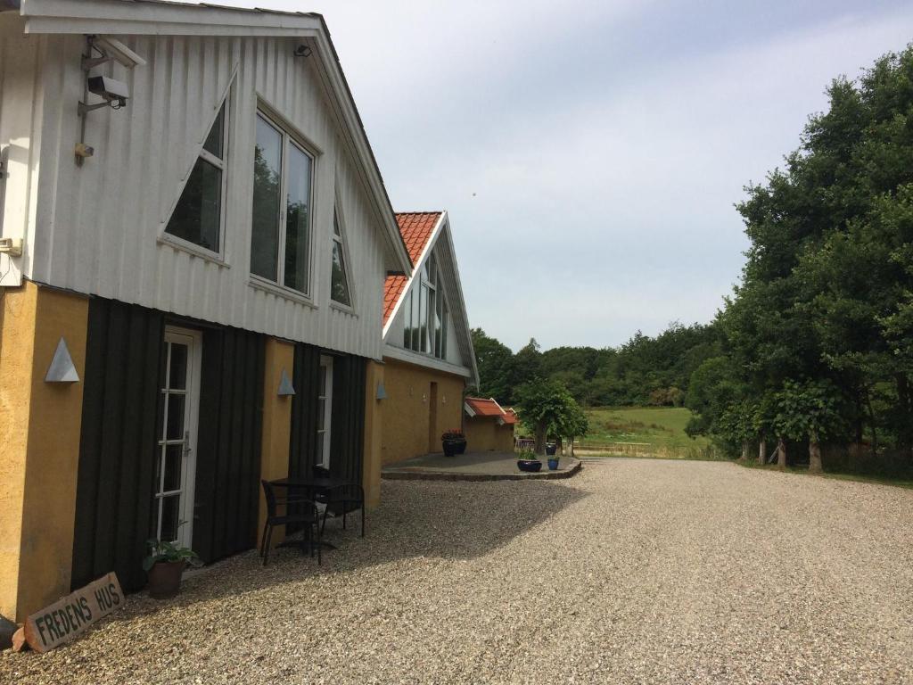 Rainbows End B&B photo 3