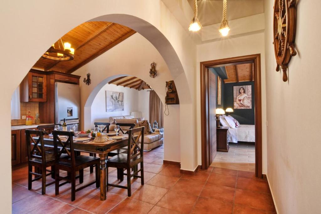 Nicolas Beach House photo 1