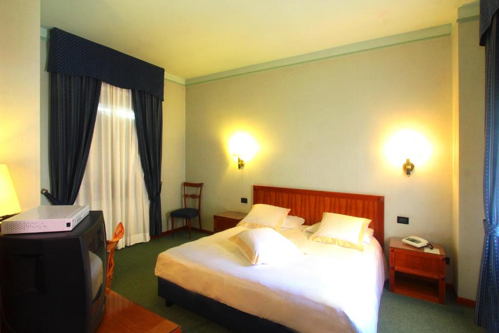Hotel De Paris photo 1