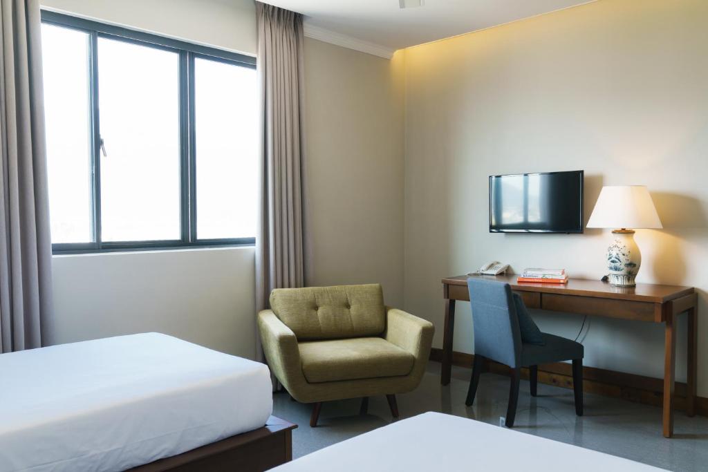 Двухместный (Двухместный номер Делюкс с 2 отдельными кроватями), Dan Oasis Beach Hotel and Apartment