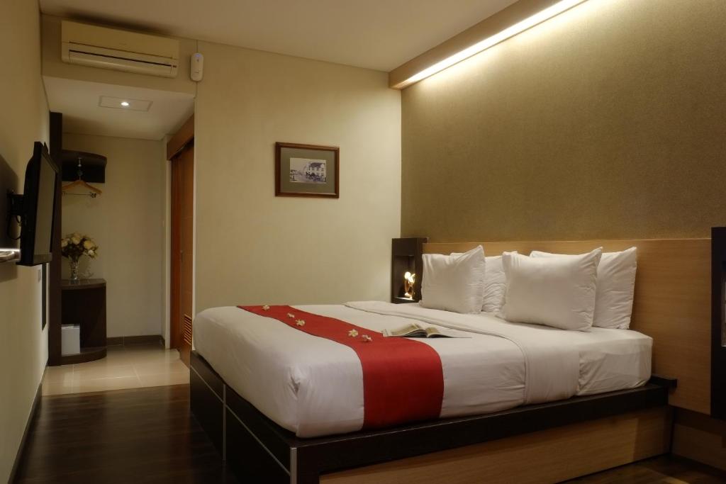 Sukajadi Hotel, Convention and Gallery photo 2