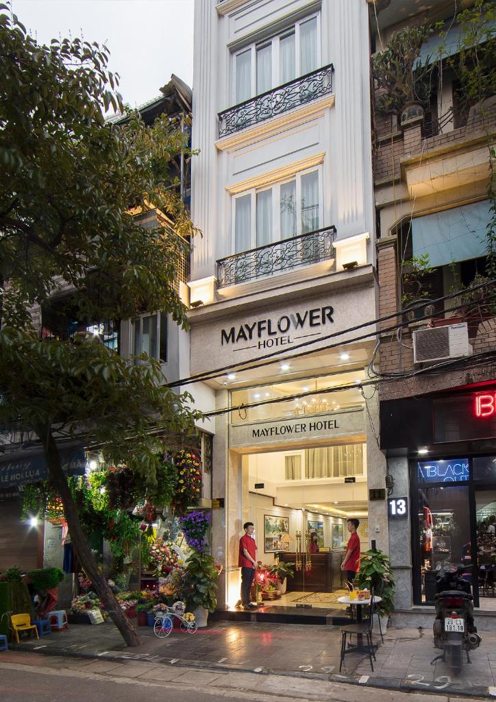 MayFlower Hotel- Central Old Quarter