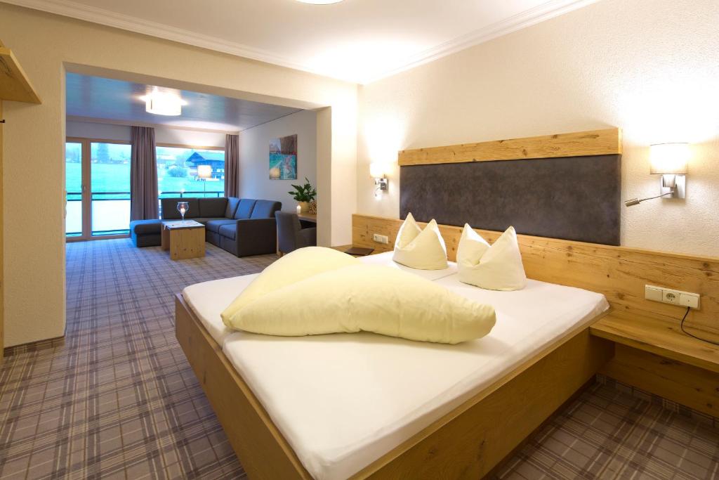Hotel Bergland photo 2
