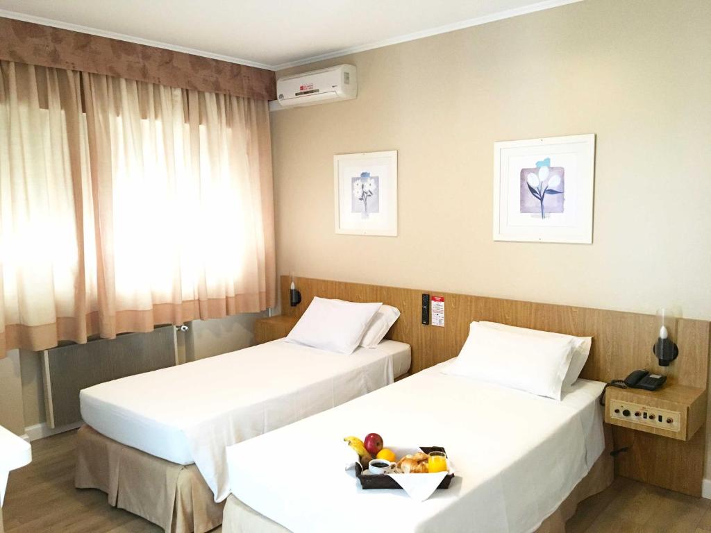 Cosmos Hotel photo 3