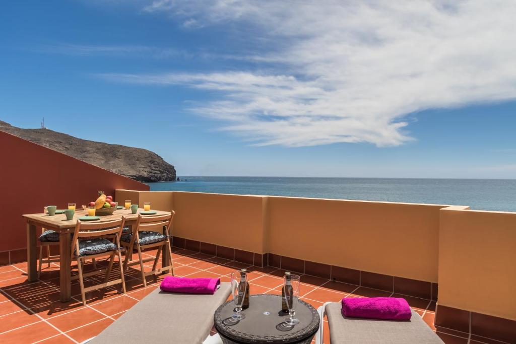 Ocean View Penthouse photo 2