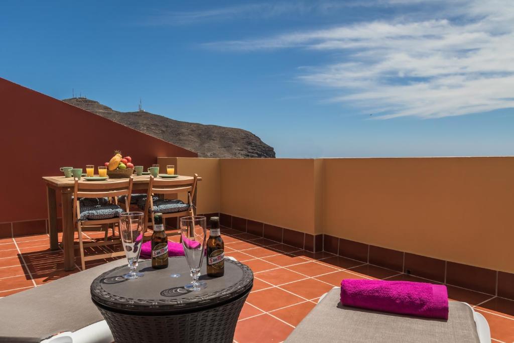 Ocean View Penthouse photo 4