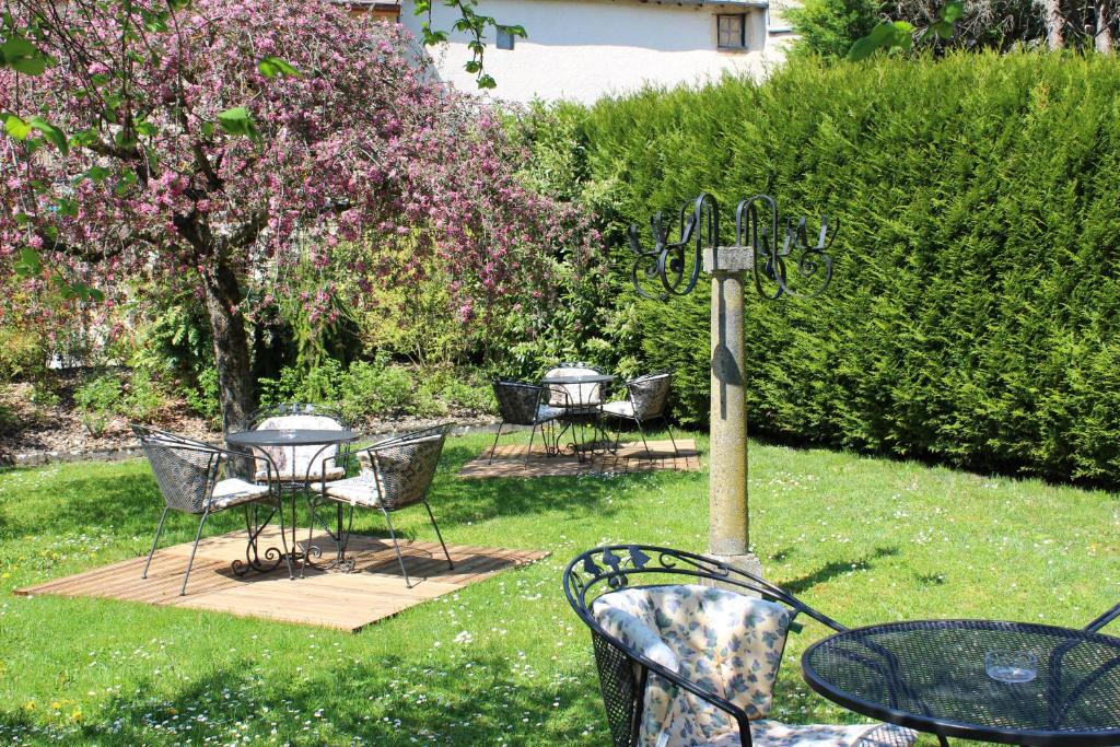 Hotel Le Manasses photo 2
