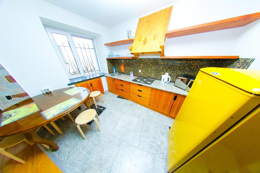 Apartment On Krylova 66 photo 3