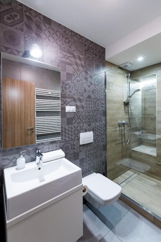 Апартаменты (Апартаменты с 2 спальнями и балконом), Vagabond Broadway