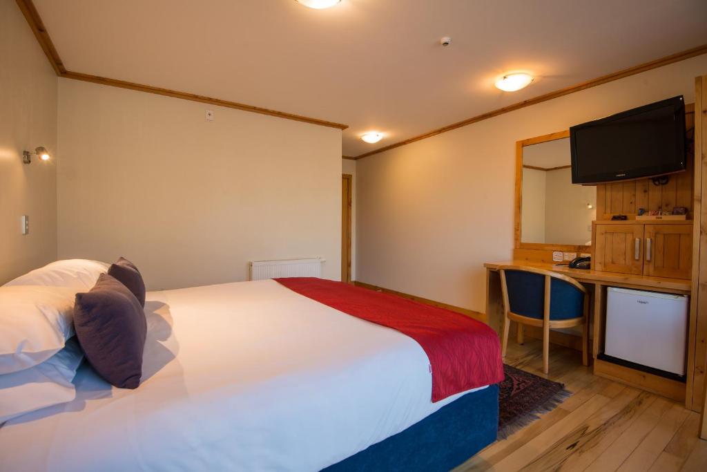 Coronation Lodge photo 3