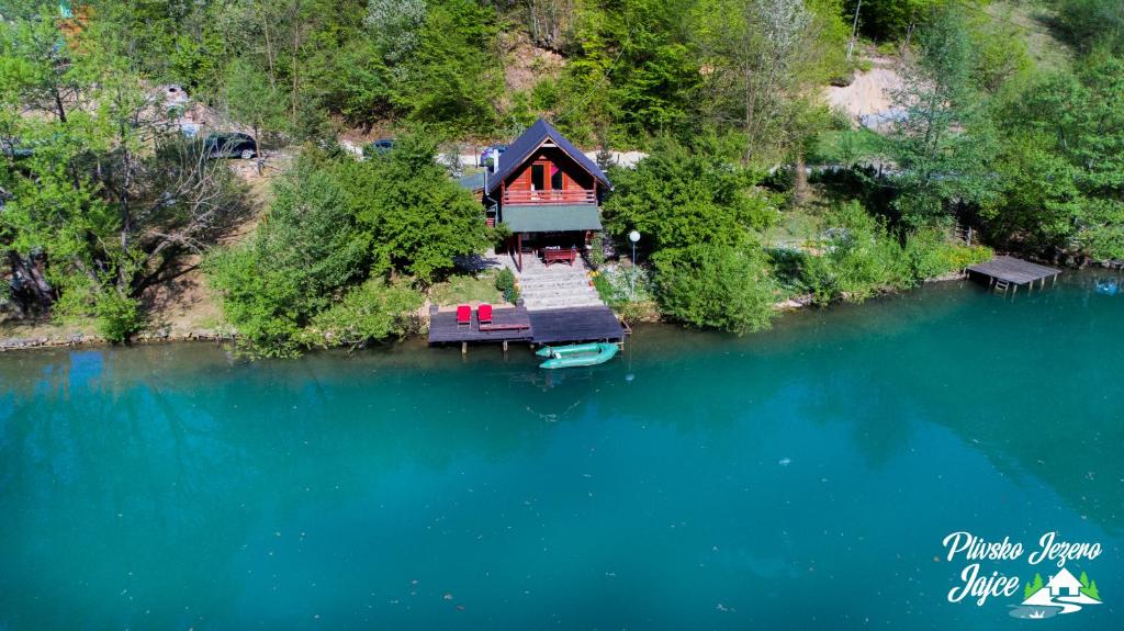 Jajce,Plivsko jezero photo 3