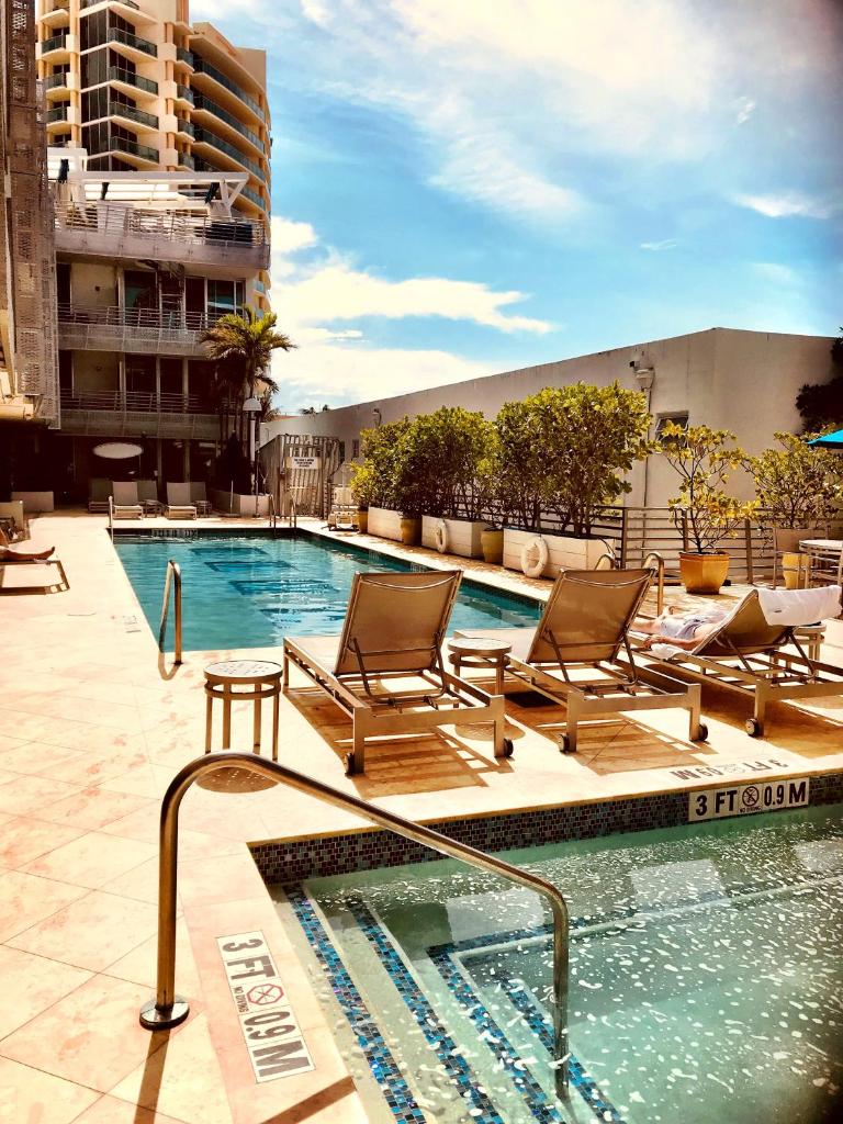 Apartment at De Soleil Hotel on Ocean Drive image