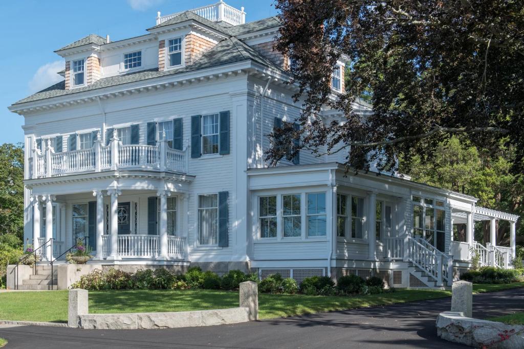 Margin Street Inn image