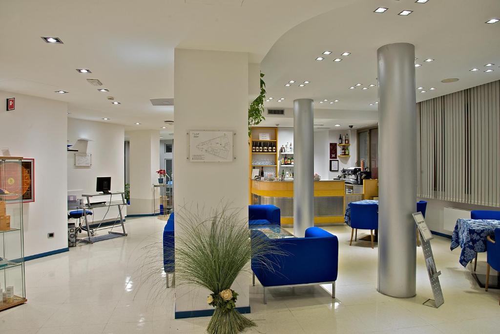 Sam Hotel photo 3
