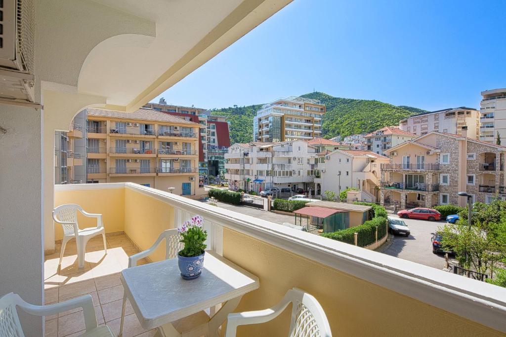 Апартаменты (Апартаменты с видом на горы), Apartment Vila Maslovar